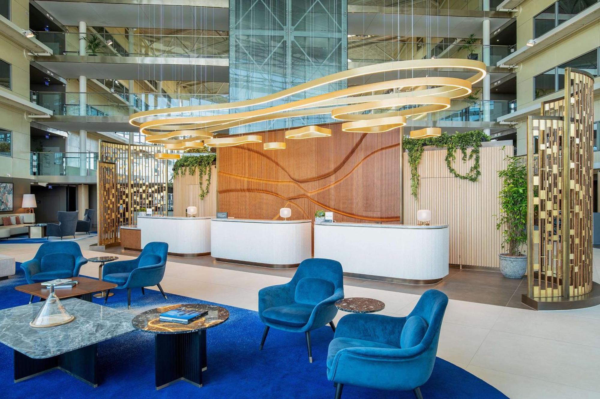 Hilton London Heathrow Airport Hotel 4*